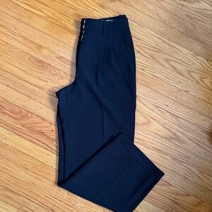 Aritzia Effortless Pant